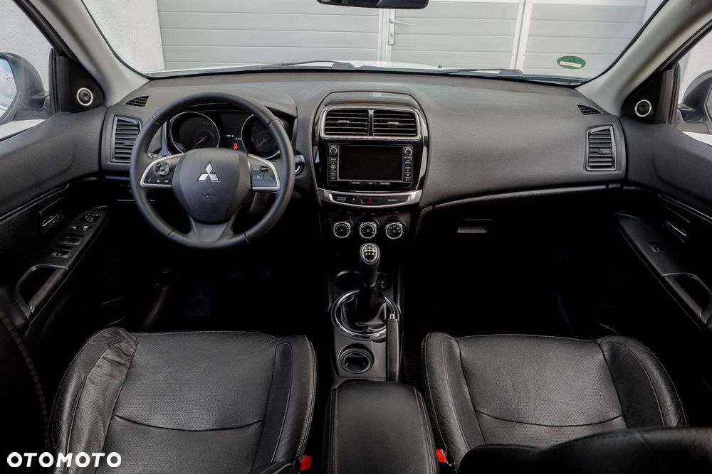 Mitsubishi ASX 1.6 2WD Top - 32