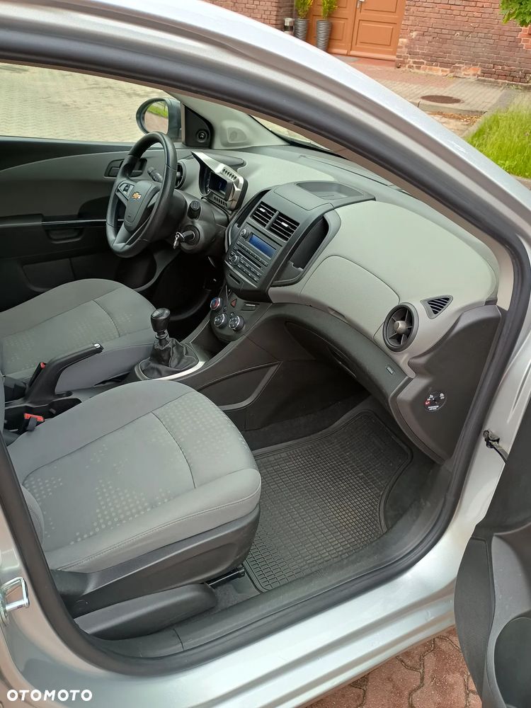 Chevrolet Aveo 1.2 LS+ - 14