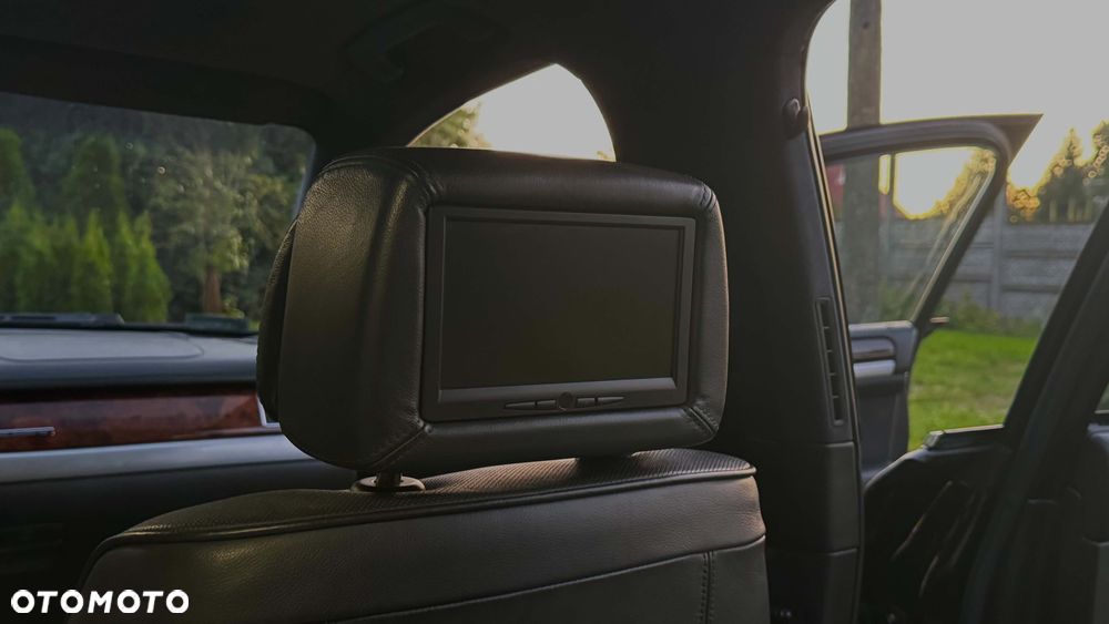 Audi A8 W12 quattro Langversion - 30