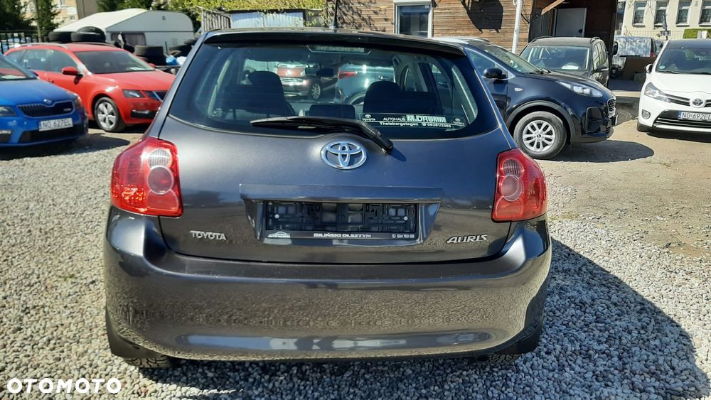 Toyota Auris 1.6 VVT-i Sol - 8
