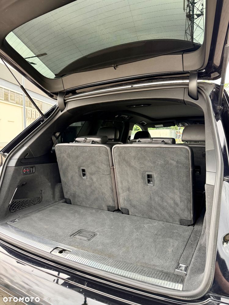 Audi Q7 - 10