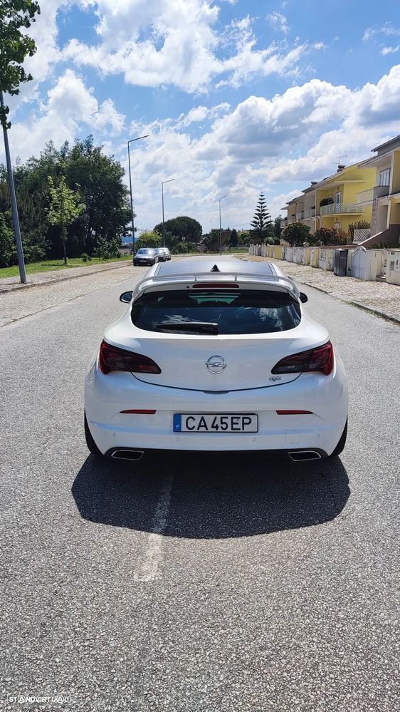 Opel Astra GTC OPC 2.0 T - 6