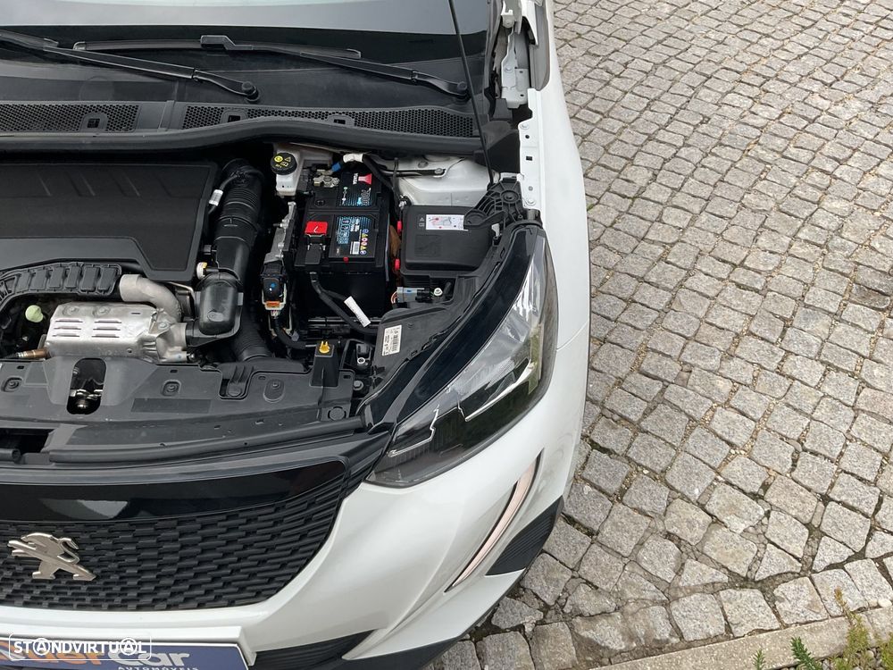Peugeot 2008 1.2 PureTech Active Pack - 42