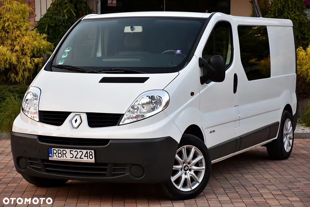 Renault Trafic 2.0 dCi 115 Passenger FAP L2H1 Expression - 2