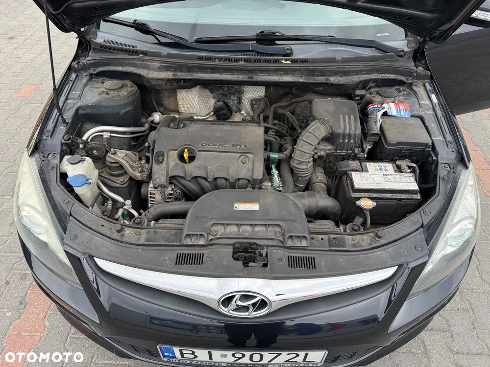 Hyundai i30 i30cw 1.4 blue Comfort - 13