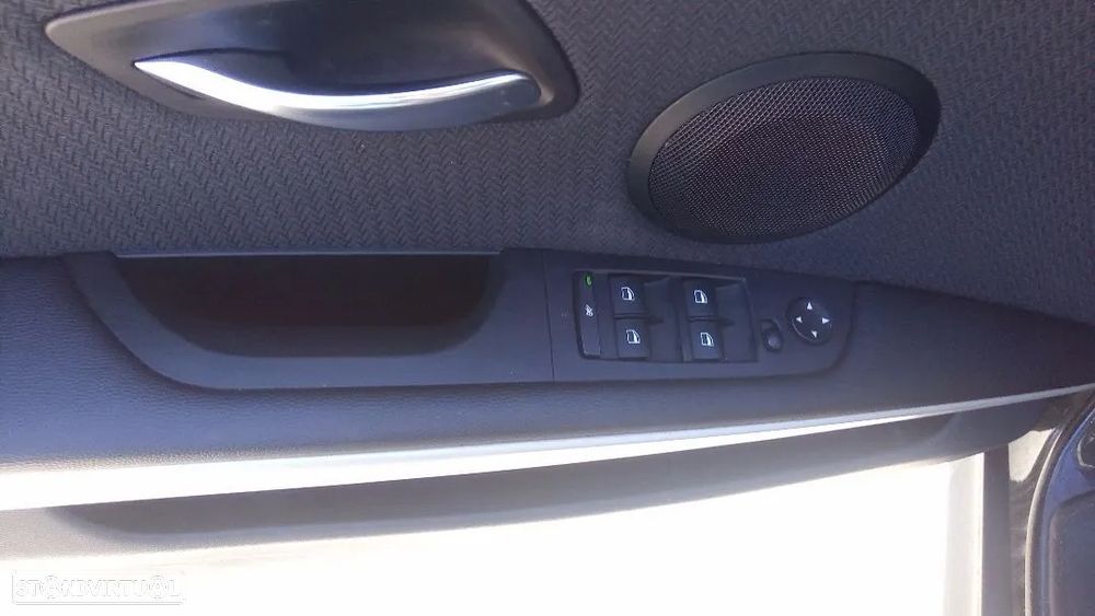 BMW 316 d Touring - 8