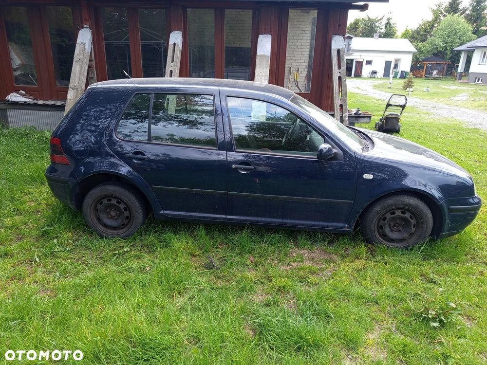 Volkswagen Golf 1.4 Comfortline - 2