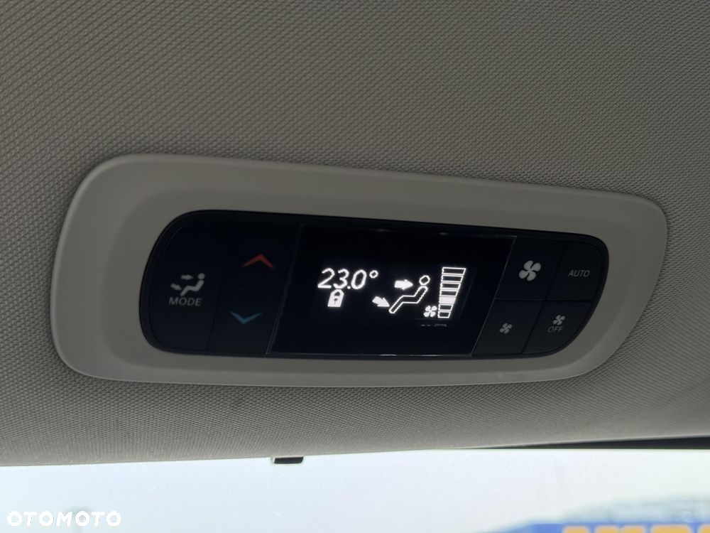 Chrysler Pacifica - 33