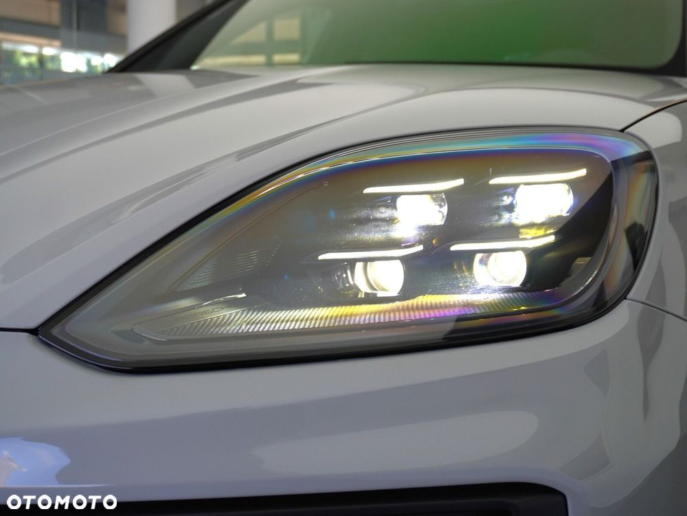 Porsche Cayenne Black Edition - 10