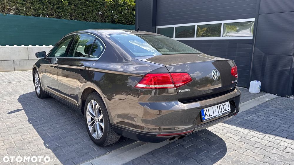 Volkswagen Passat 1.8 TSI BMT Comfortline - 4
