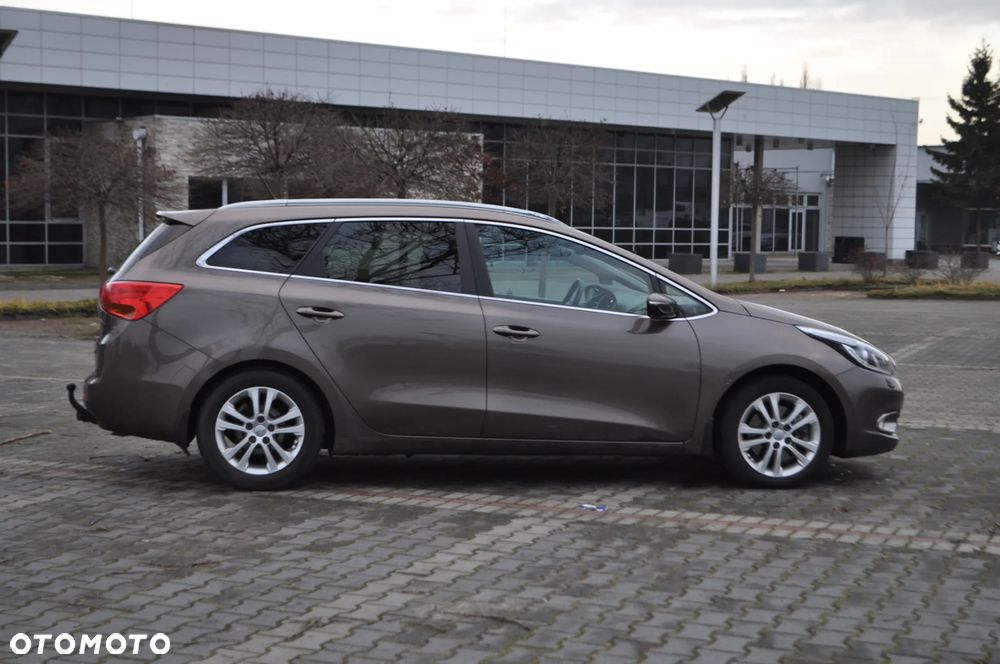 Kia Ceed 1.6 CRDi 128 Spirit - 6