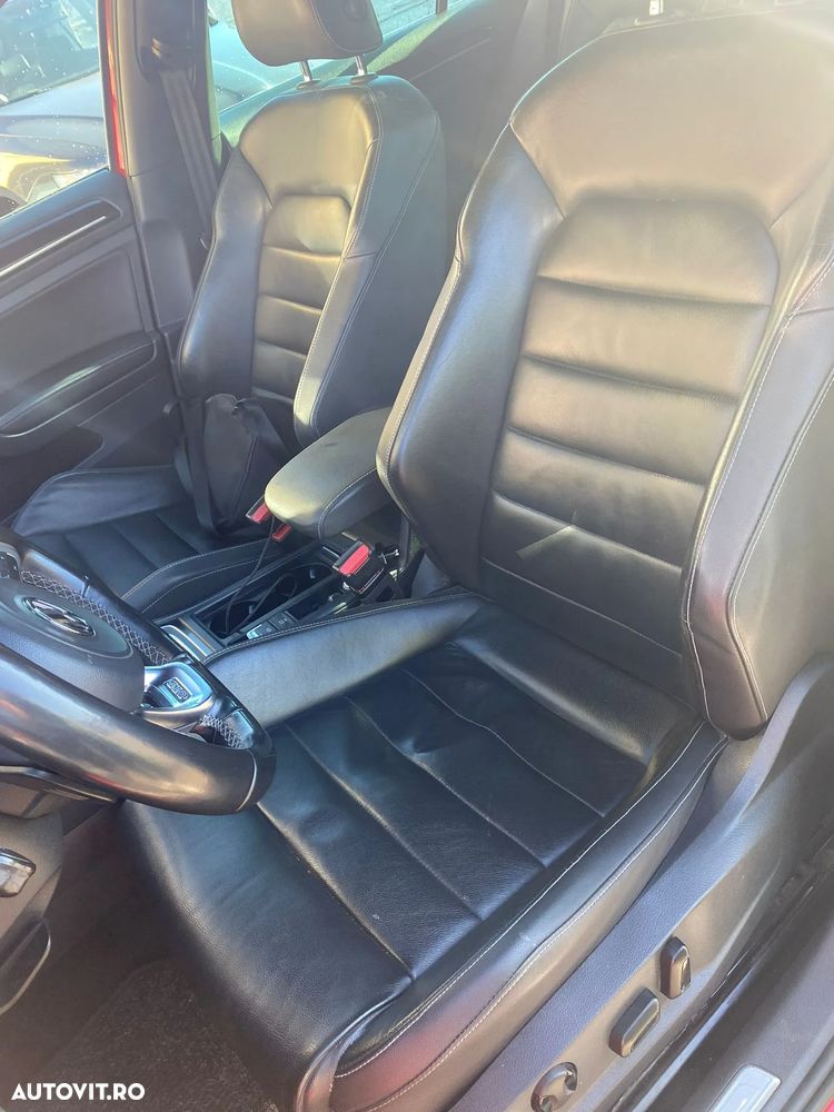 Volkswagen Golf 2.0 TDI DPF BMT DSG GTD - 9