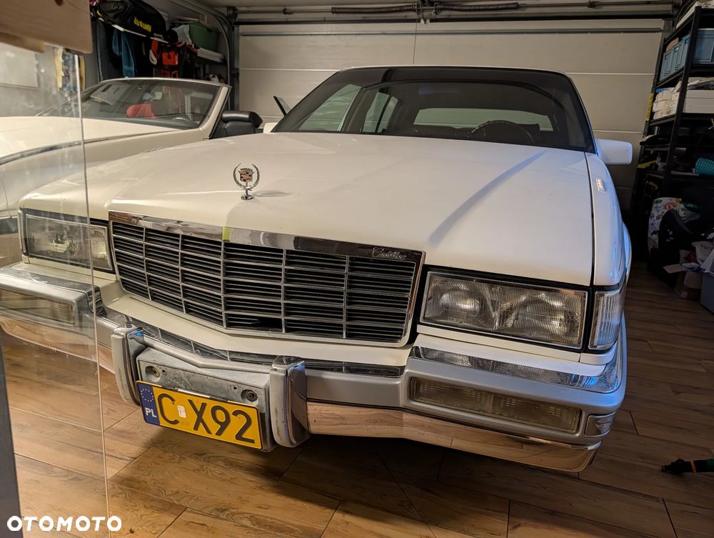 Cadillac Deville - 1