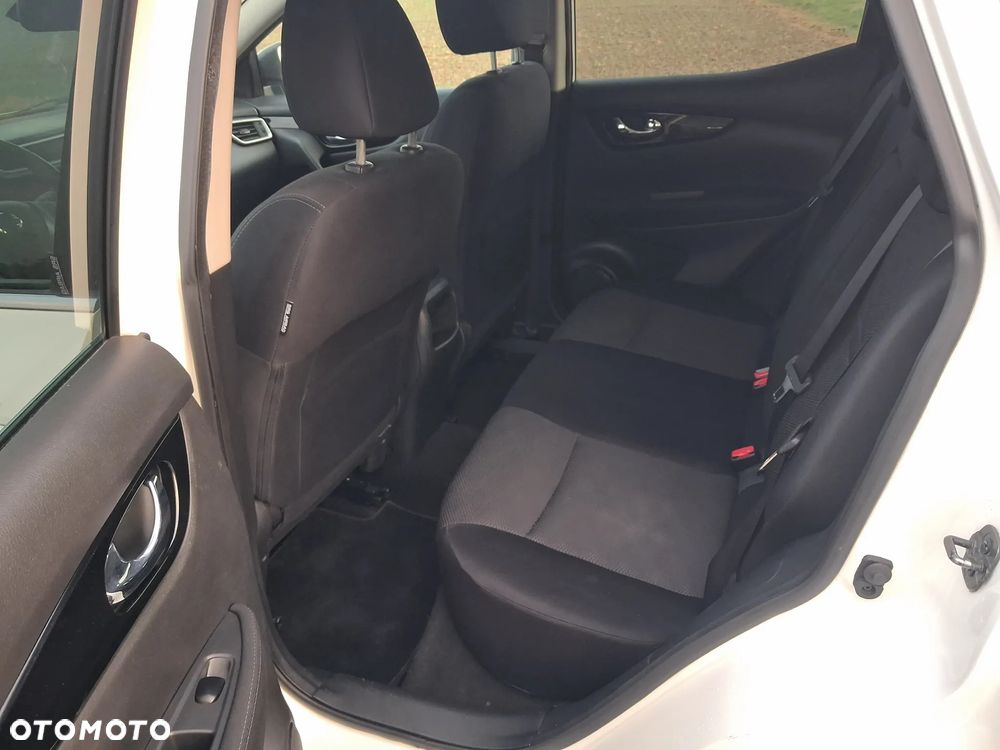 Nissan Qashqai 1.5 dCi Visia - 11