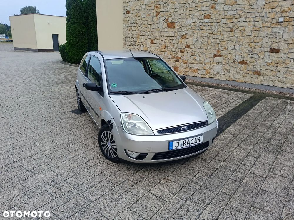 Ford Fiesta - 16
