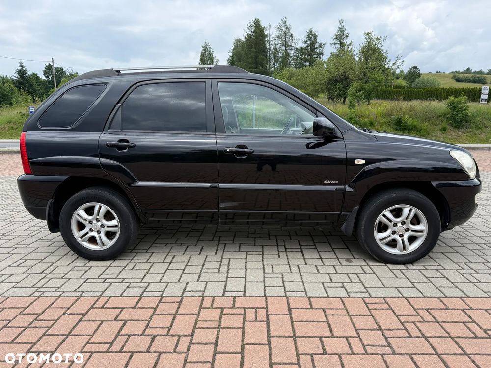 Kia Sportage 2.0 CRDI 4WD Cup - 8
