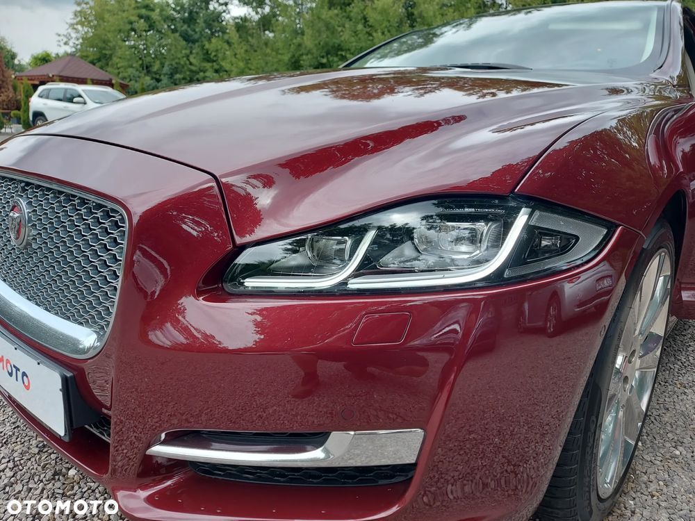 Jaguar XJ 3.0 V6 Premium Luxury - 36