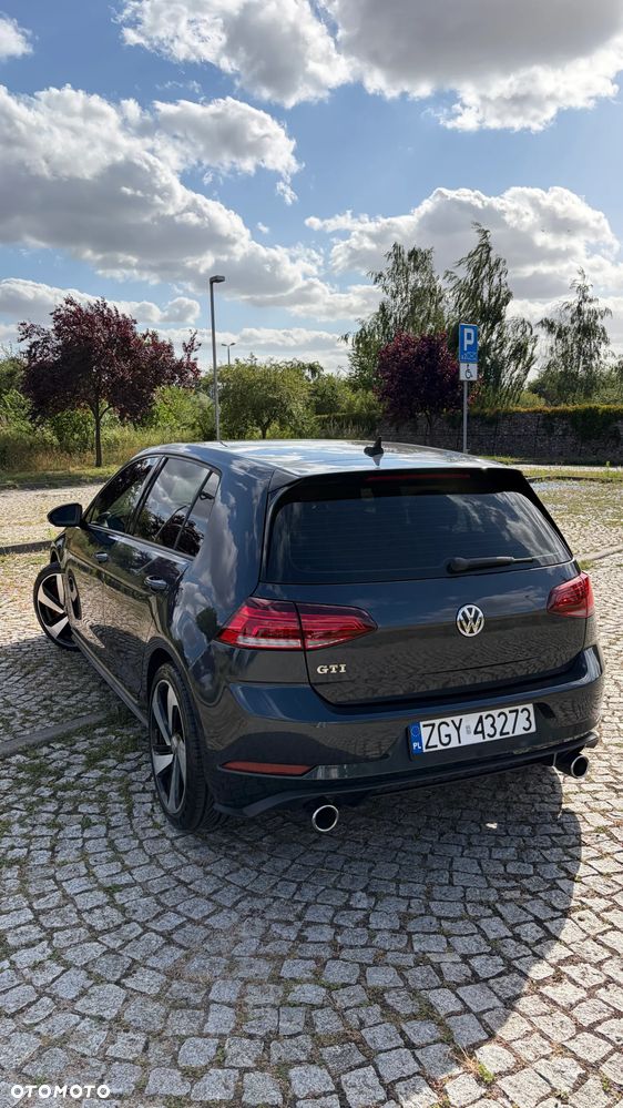 Volkswagen Golf GTI (BlueMotion Technology) DSG - 5