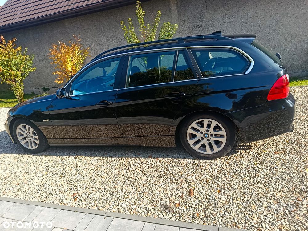 BMW Seria 3 325i - 8