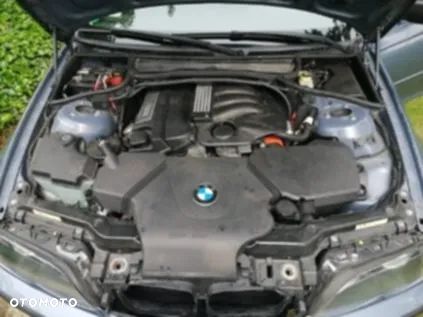 BMW Seria 3 318i - 8
