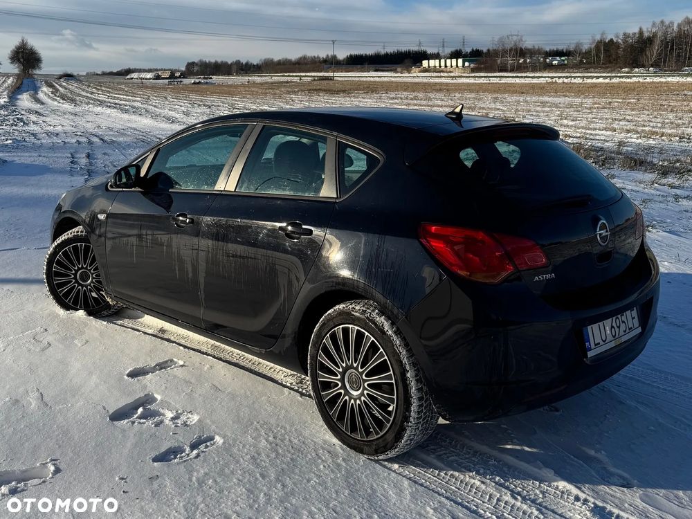Opel Astra 1.4 - 3