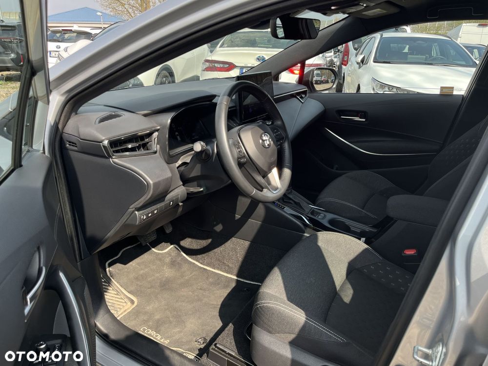 Toyota Corolla 1.8 Hybrid Comfort - 16