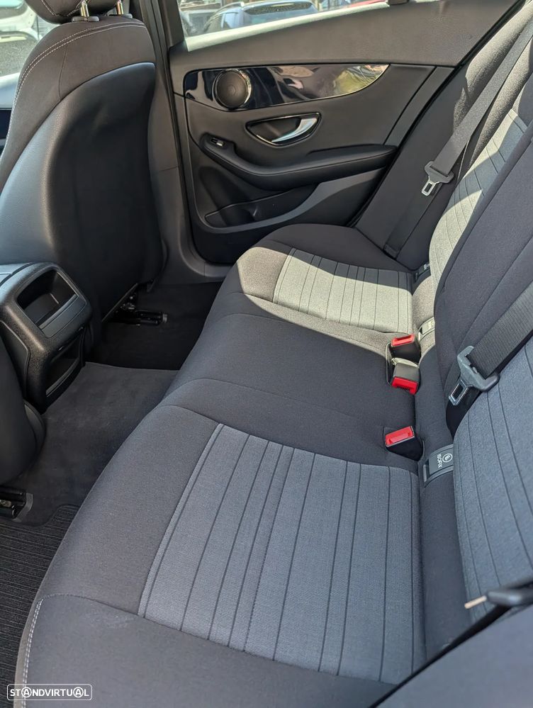 Mercedes-Benz C 180 d Exclusive - 6