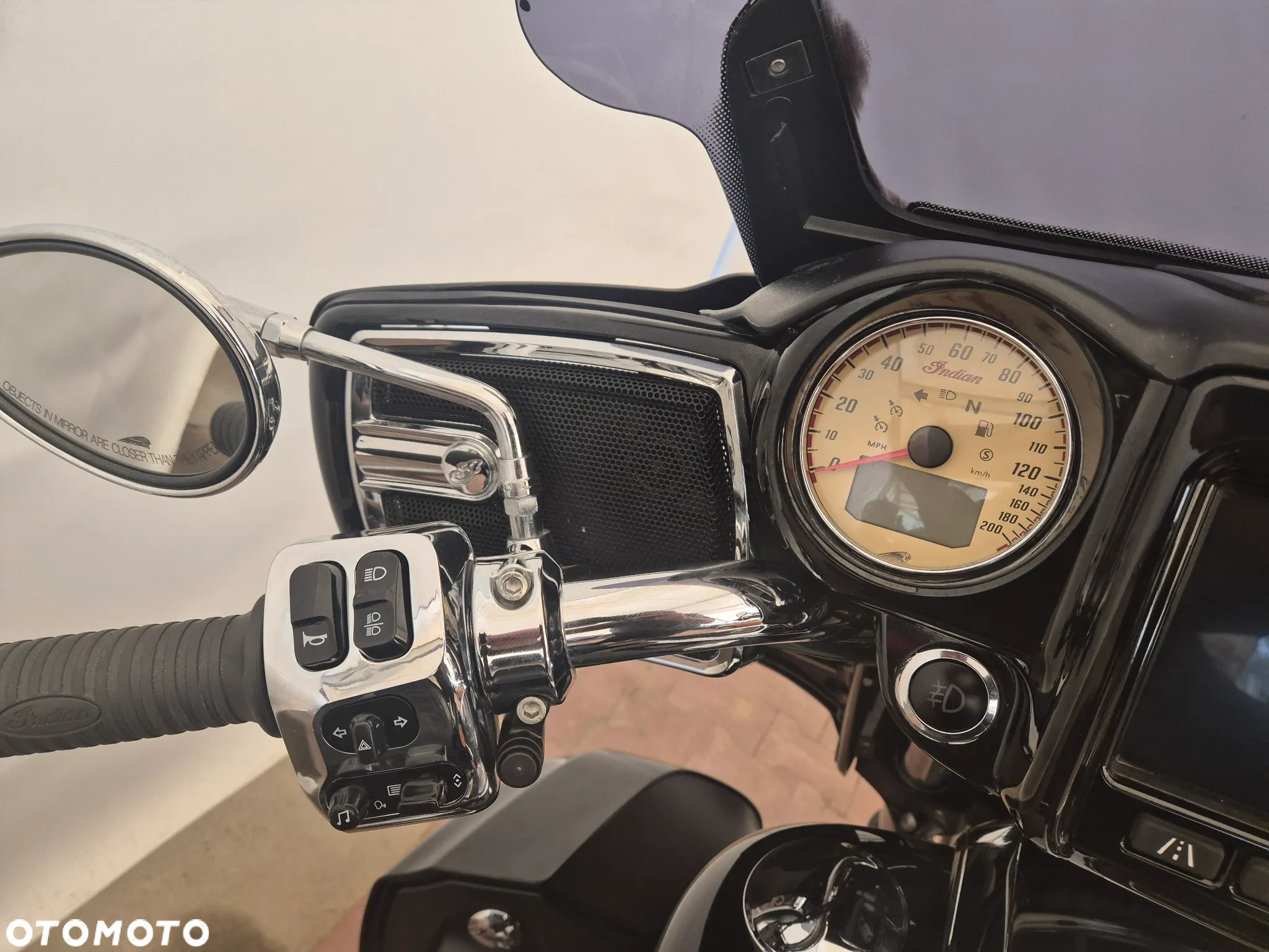 Indian Roadmaster - 22