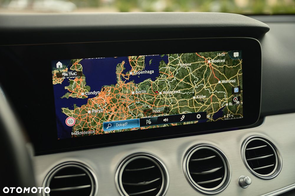 Mercedes-Benz Klasa E 220 d 9G-TRONIC - 32