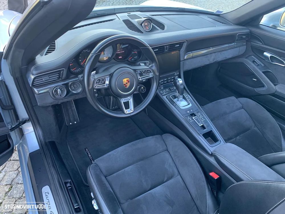 Porsche 911 (991) Targa 4 GTS PDK - 19