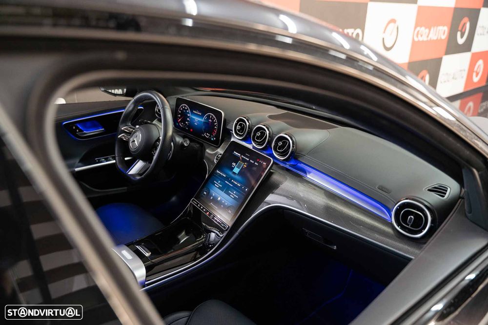 Mercedes-Benz C 300 de AMG Line - 18