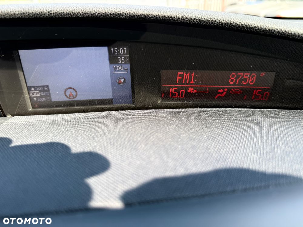Mazda 3 1.6 Exclusive + - 6