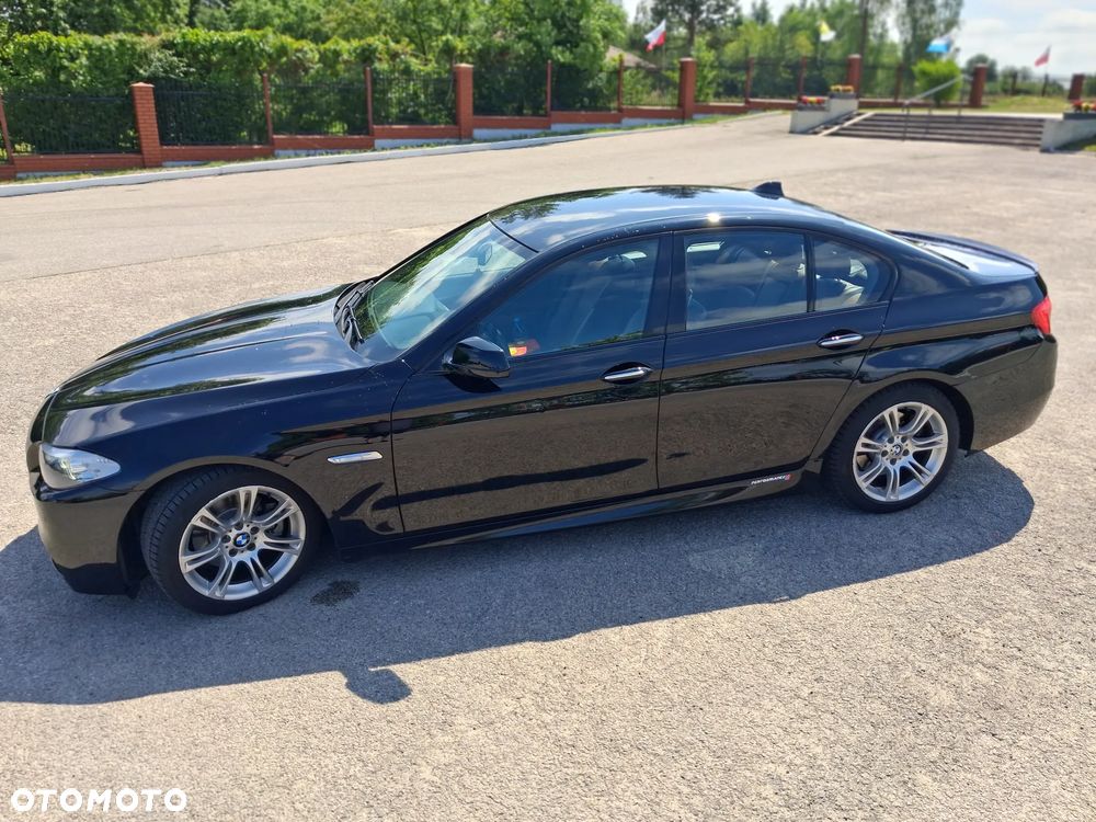 BMW Seria 5 520d Luxury Line - 12