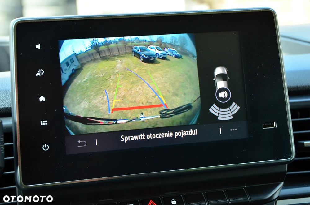 Renault Trafic 2.0 dCi EDC - 22