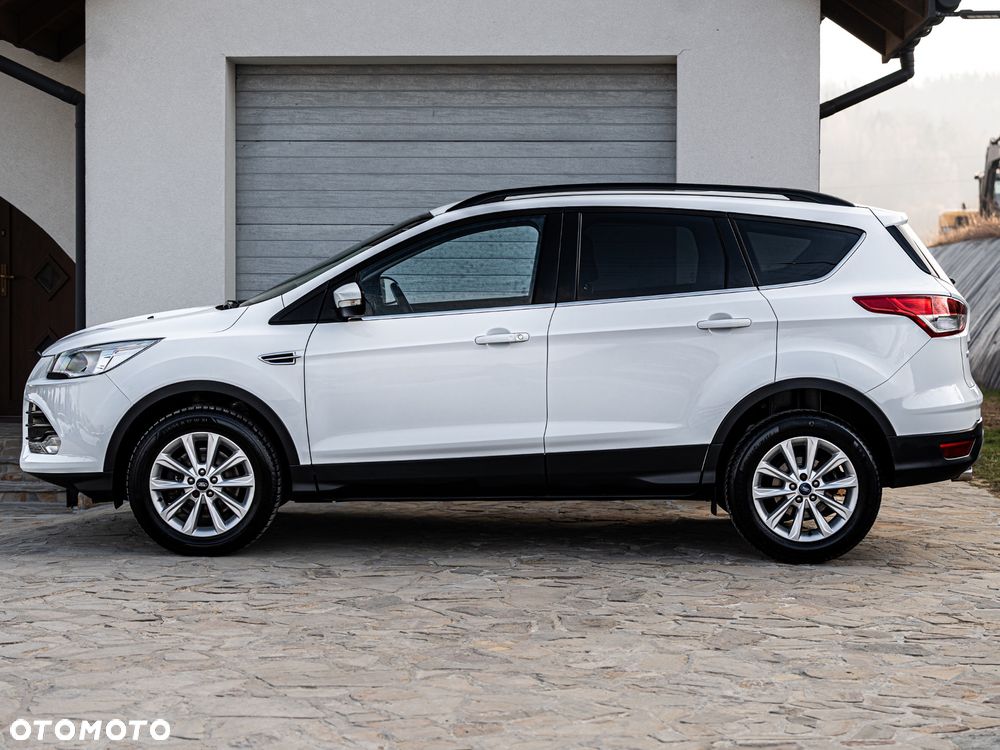 Ford Kuga 2.0 TDCi 2x4 Titanium - 6