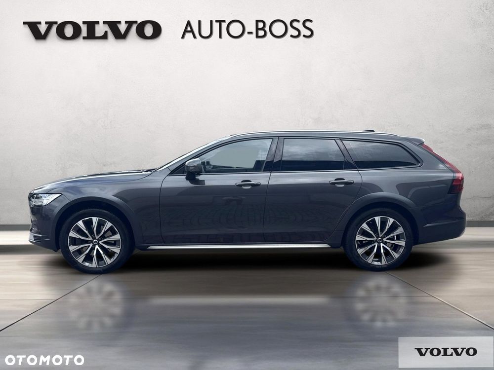 Volvo V90 Cross Country - 2