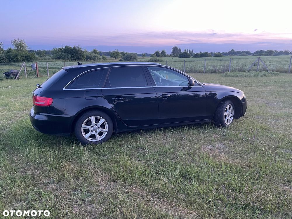 Audi A4 Avant 2.0 TDI - 5