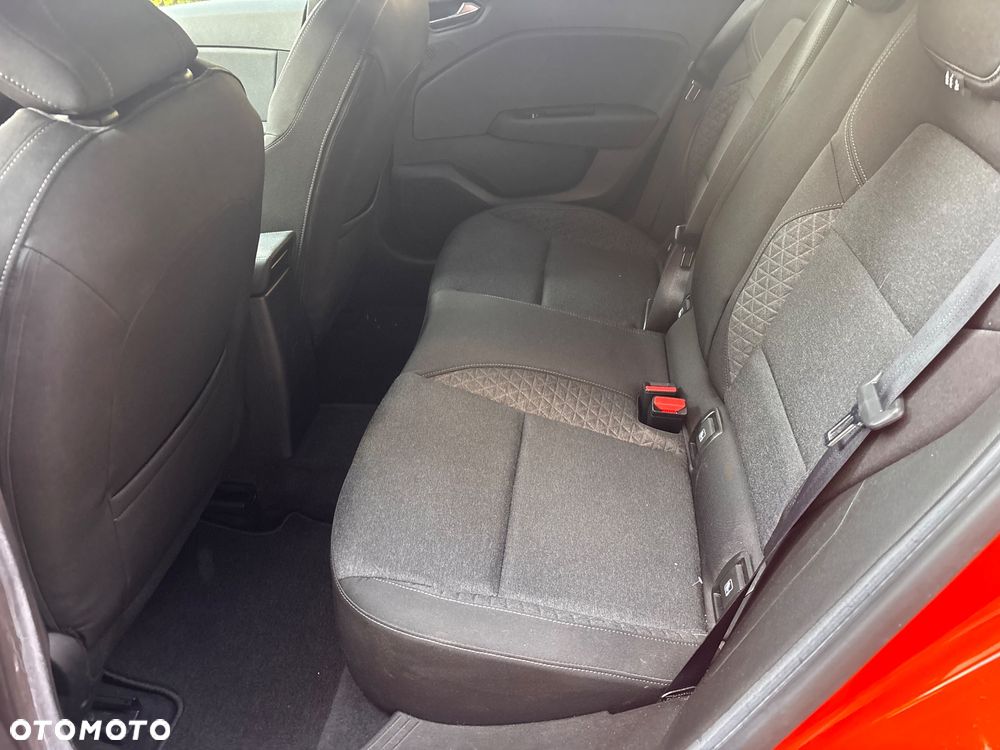 Renault Clio TCe 100 EXPERIENCE - 15