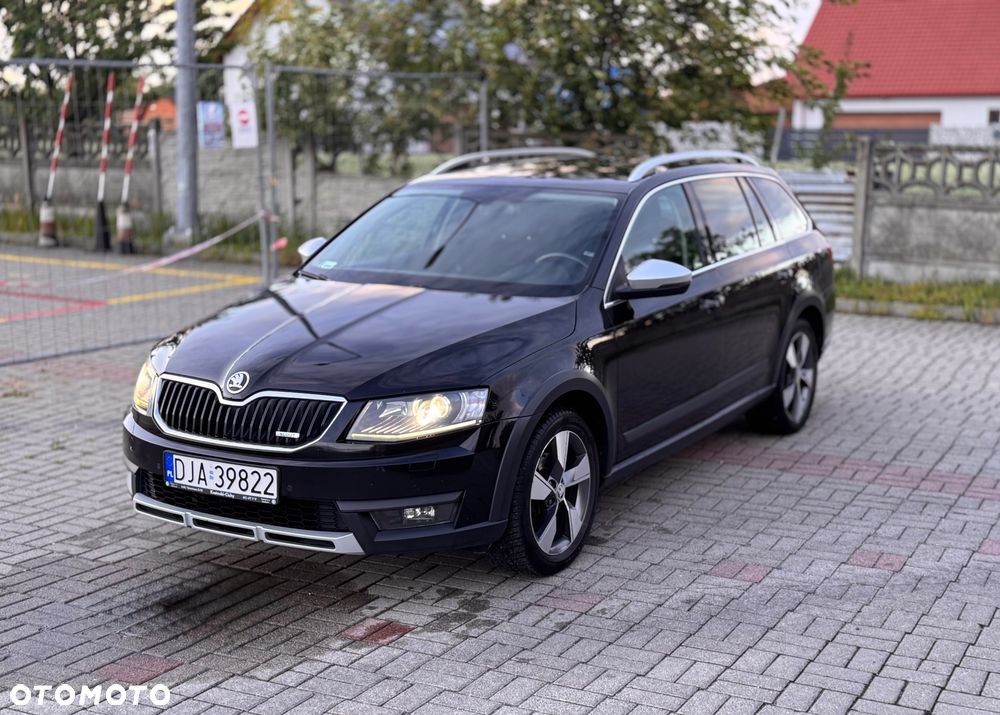 Skoda Octavia Scout 2.0 TDI 4x4 - 1