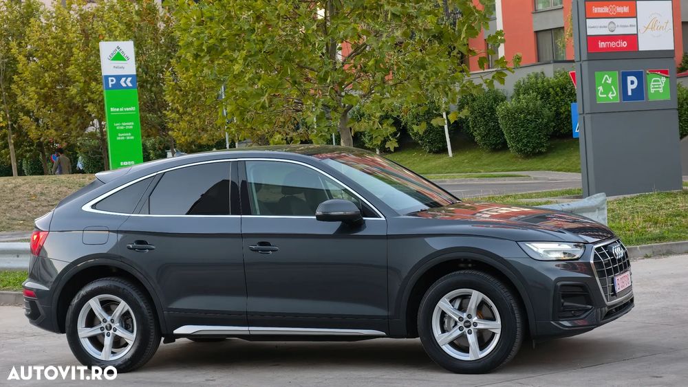 Audi Q5 Sportback - 9