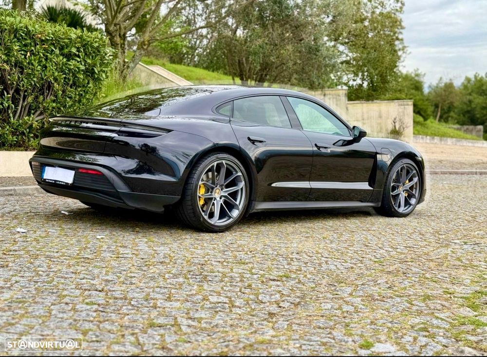 Porsche Taycan Bateria Performance Plus - 10