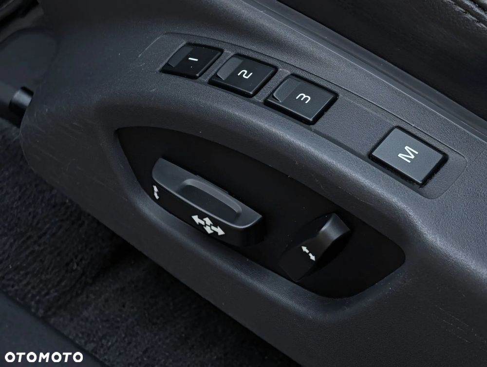 Volvo XC 60 D4 Drive-E Momentum - 14