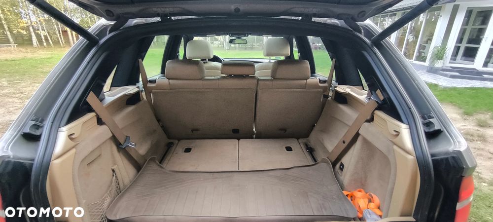 BMW X5 3.0si - 11