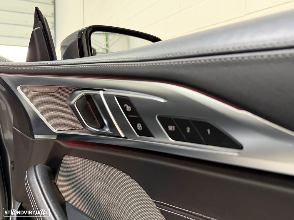 BMW 840 d xDrive Pack M - 32