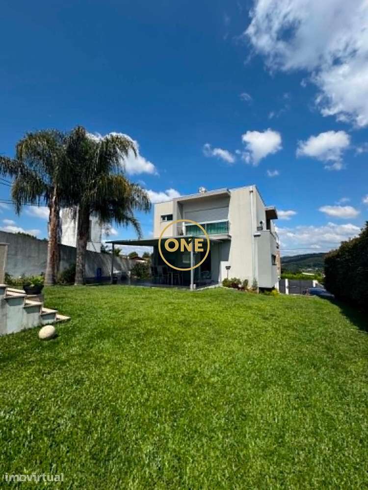 MORADIA ISOLADA T3 MODERNA COM PISCINA - Grande imagem: 2/21