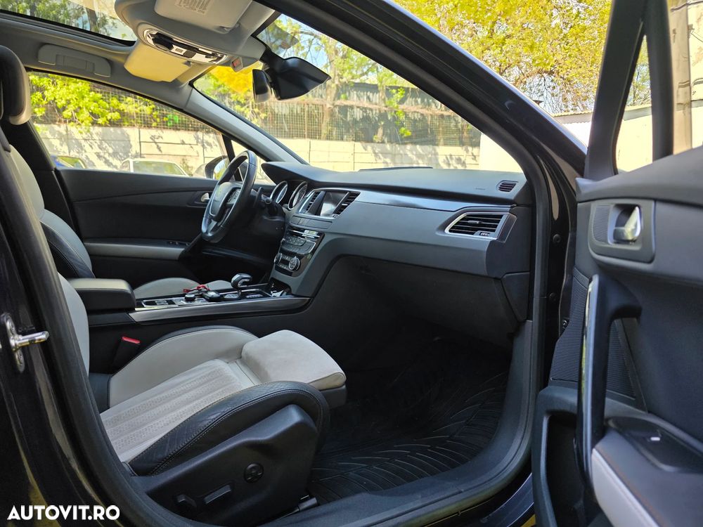 Peugeot 508 RXH Hybrid4 - 14