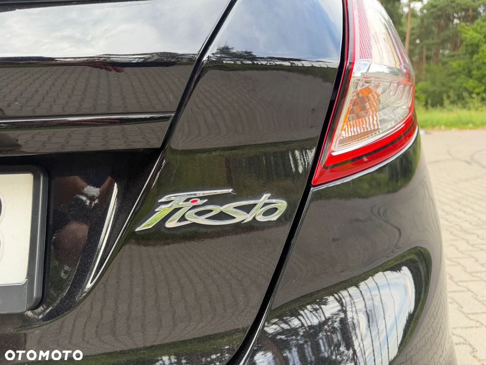 Ford Fiesta - 10
