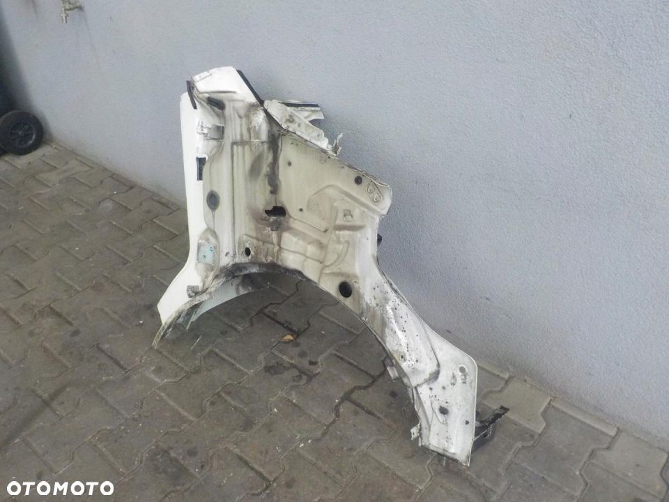 VW T5 03-14 ĆWIARTKA PRAWA PRZÓD POSZYCIE BŁOTNIK - 2