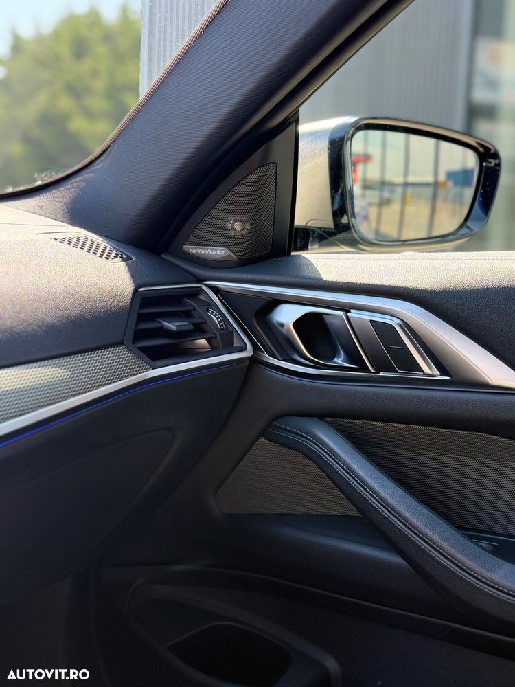 BMW M4 M440i xDrive - 14