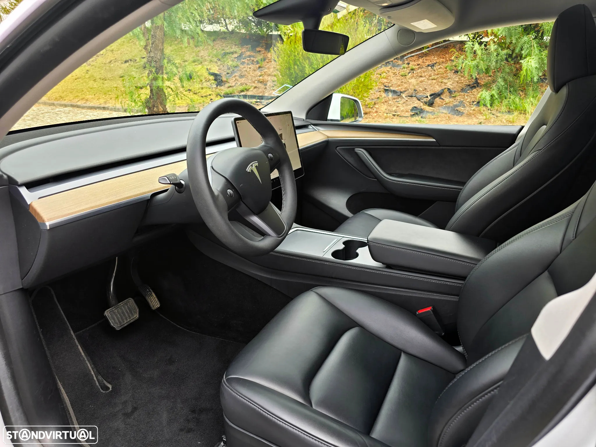 Tesla Model Y RWD - 4
